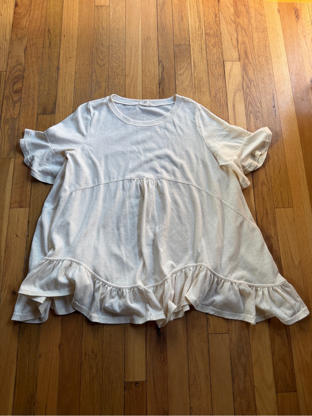 NWOT Easel cream flowy top